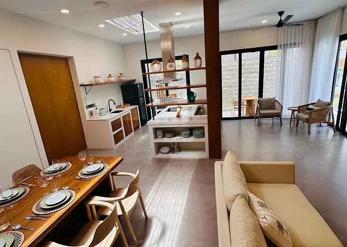 Bliss: 4-bed Melodia, ヴィラ *